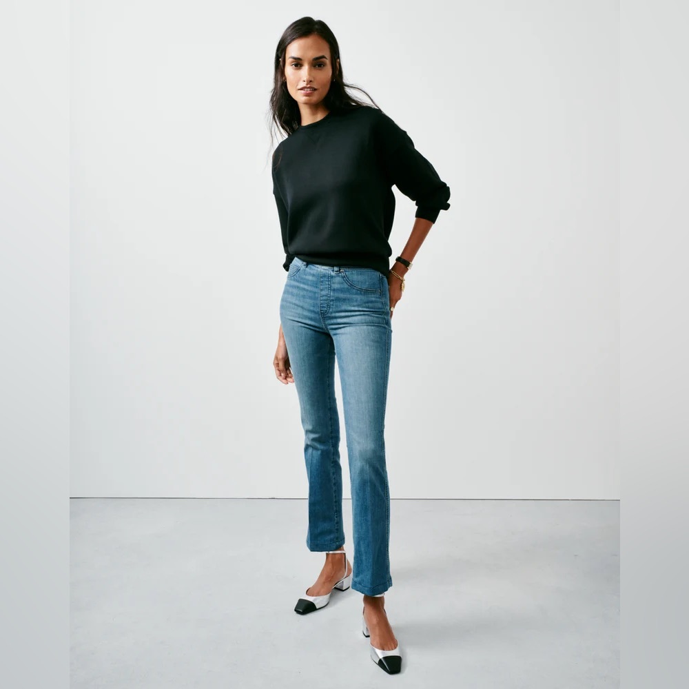 SPANXshape™ EveryWear Kick Flare Jeans Vintage Indigo